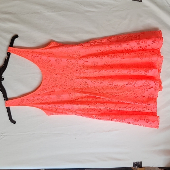 Aeropostale lace dress - Picture 3 of 3
